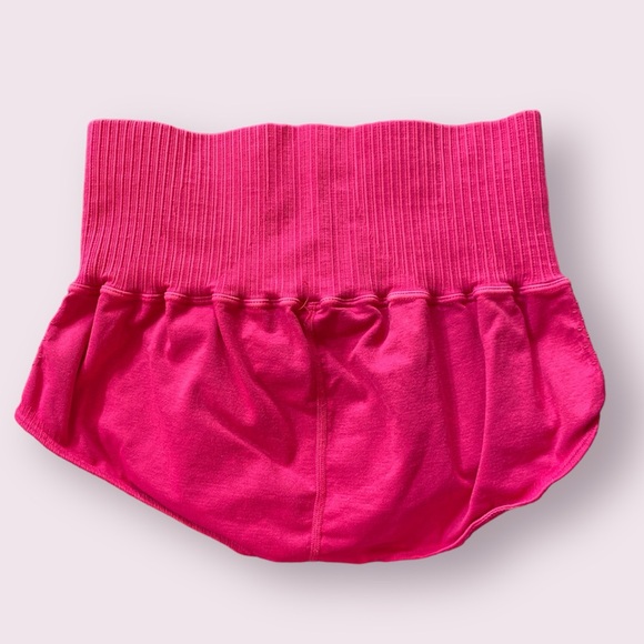 NEW! FREE PEOPLE MOVEMENT GOOD KARMA BREIFS IN THE COLOR HOT PINK - Picture 3 of 4